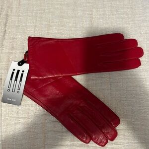 ILI gloves 10%genuine leather.